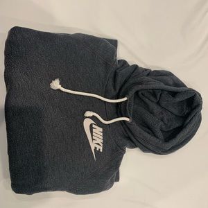 Nike pullover hoodie